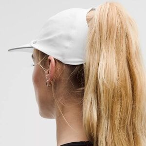 LULULEMON FAST AND FREE PONYTAIL RUNNING HAT